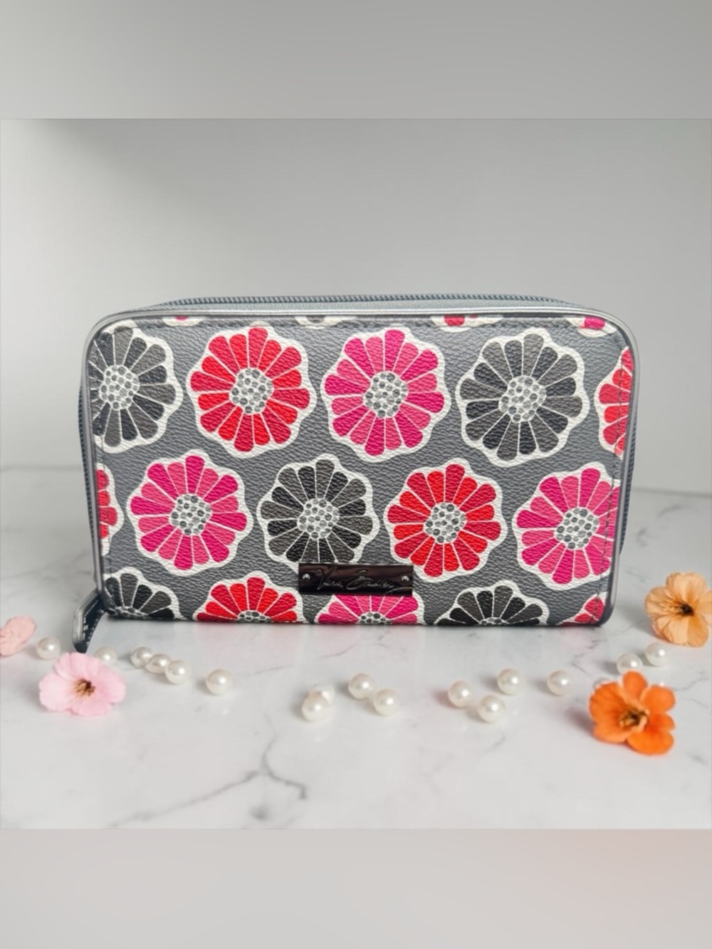 Vera Bradley Blossoms Faux Leather Accordion
Wallet/NWOT